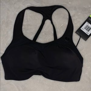women’s nike sports bra